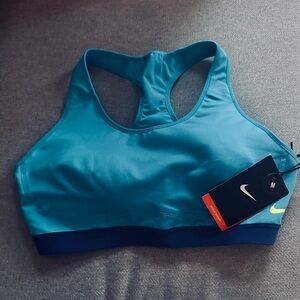 Women's Nike pro blue sports bra, size M